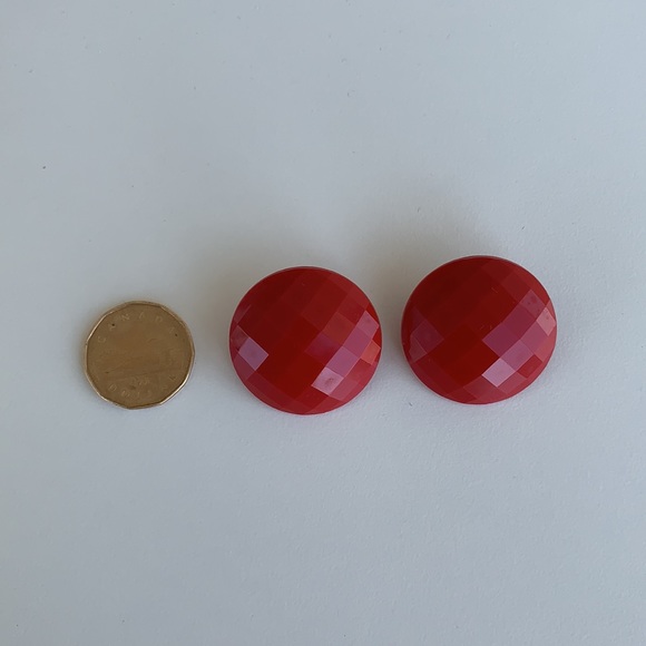 Large Red Earrings- Vintage - Picture 4 of 5